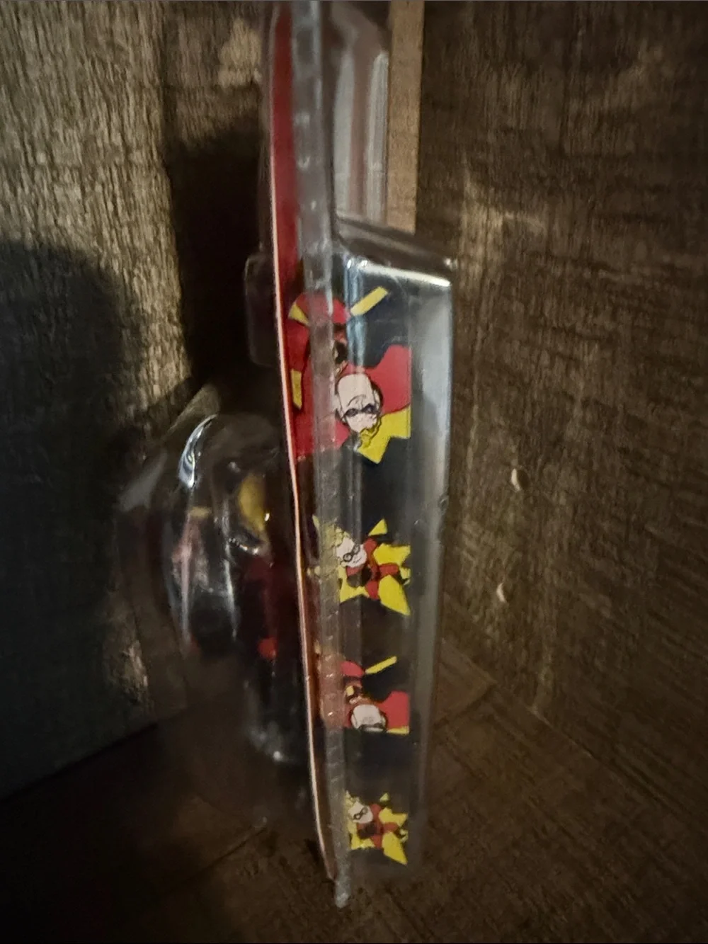 New in Box DISNEY PIXAR The INCREDIBLES Watch with interactive pieces- sealed